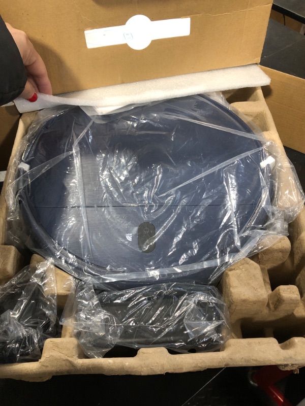 Photo 1 of Robot Vacuum and Mop Combo, 2 in 1 Robot Mop and Vacuum, Robotic Vacuum Cleaner with WiFi/App, 2000Pa Suction, 230ML Water Tank, Self-Charging, Slim, Ideal for Hard Floor, Low Pile Carpet, Pet Hair