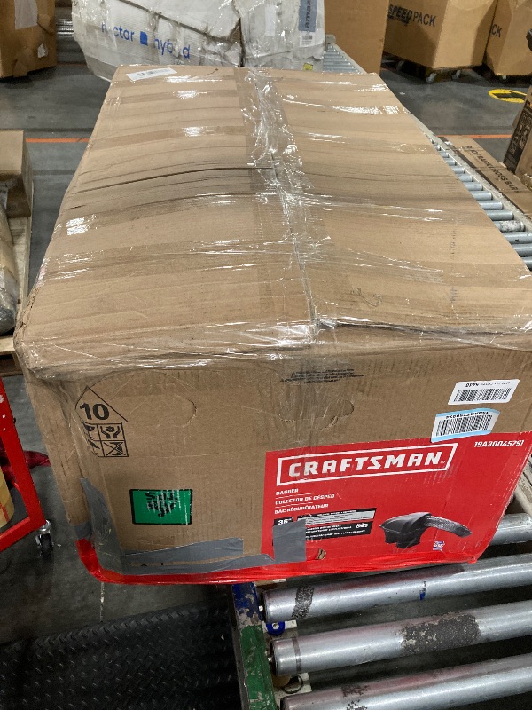 Photo 1 of CRAFTSMAN CMXGZAMA30045 36-Inch Double Bagger Riding Mowers, Black *** Only in storage with bags ***