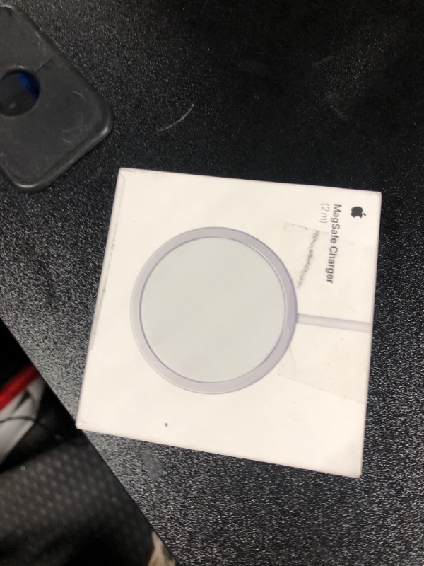Photo 1 of Apple MagSafe Charger (2m) - Wireless Charger with Fast Charging Capability, Compatible with iPhone and AirPods ???????