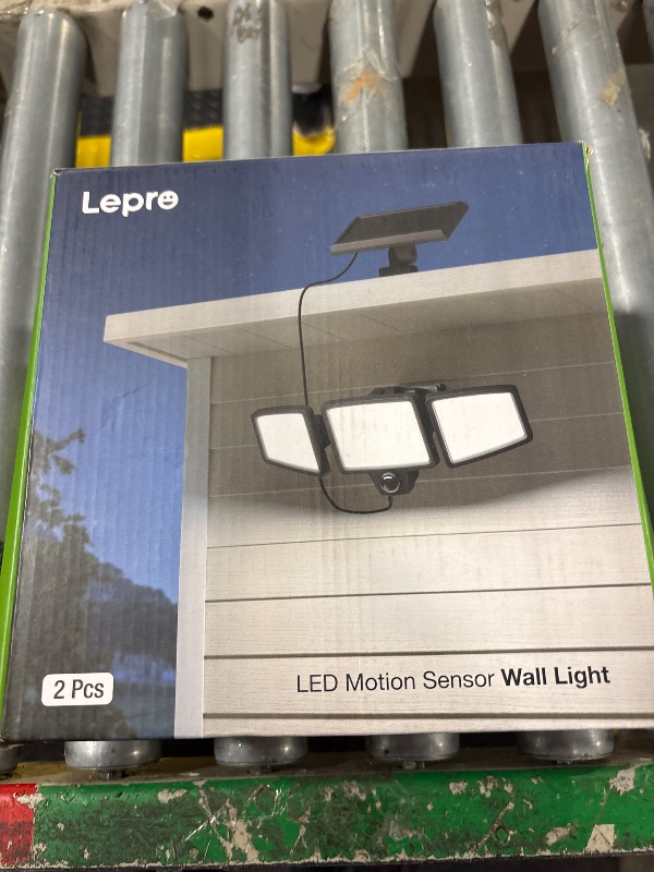 Photo 2 of 
******LIGHT CRACKED, LIGHTS STILL WORK. FINAL SALE!!!!!!!
Solar Lights for Outside, WL5000 Motion Activated Security Lights, Separate Solar Panel, 3 Adjustable Head 270° Wide Lighting Angle, IP65 Waterproof Wall Lamp for Porch Yard Garage, 2 Packs