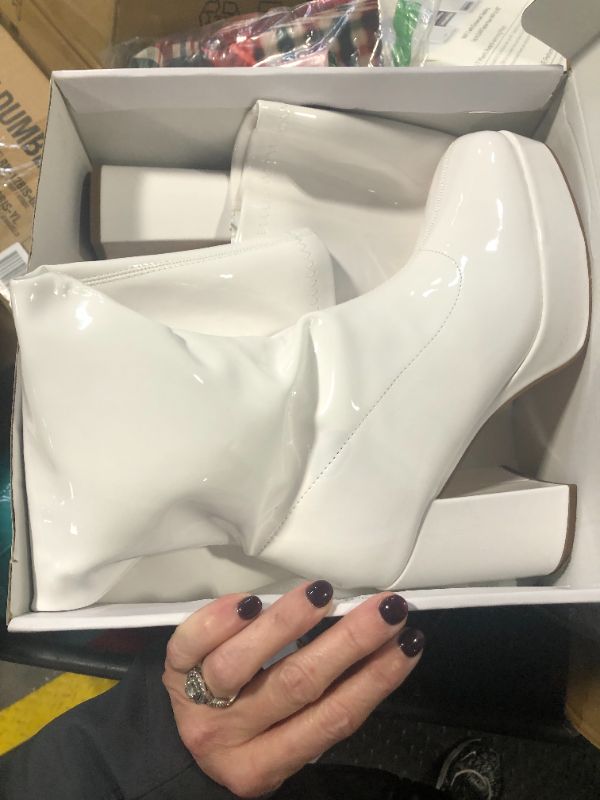 Photo 1 of ***USED***SMALL STAIN***DREAM PAIRS Women's Platform Knee High Boots Chunky Block Heel Side Zipper Cute Gogo Boots,Size 8,WHITE-PAT,SDKB2418W