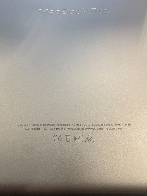 Photo 5 of ***LOCKED***2021 Apple MacBook Pro (16-inch, M1 Pro chip with 10?core CPU and 16?core GPU, 16GB RAM, 1TB SSD) - Silver