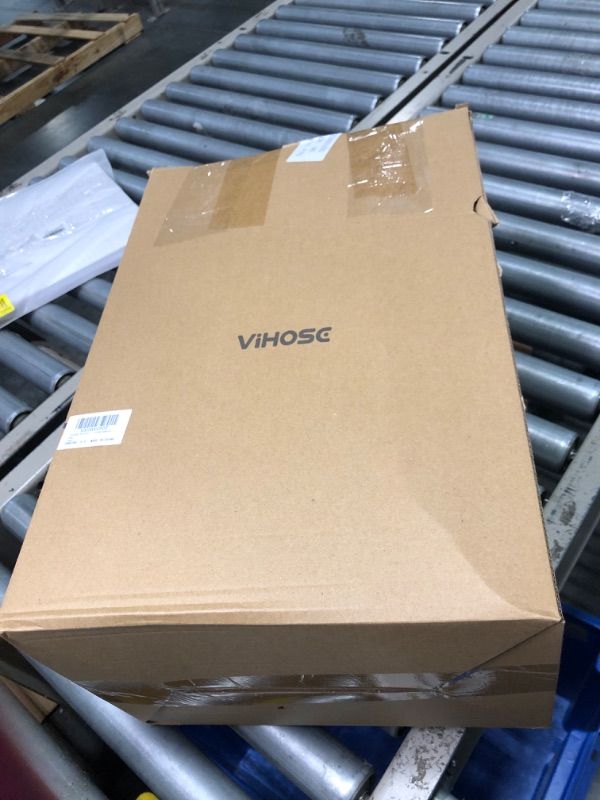 Photo 1 of VIHOSE 19.3 Inch Lighted Christmas Wreath Battery Operated Christmas Decorations Green Outdoor Led Wreath with Lights Party Decor for Indoor Outdoor Front Door Window Wall Decor(2 Pcs)