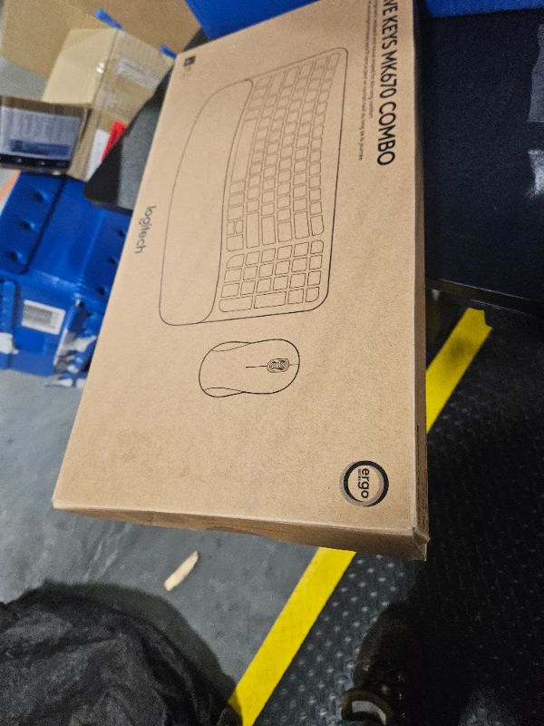 Photo 1 of **USED**
Logitech Wave Keys MK670 Combo, Wireless Ergonomic Keyboard with Signature M550 L Wireless Mouse, Comfortable Natural Typing, Bluetooth, Logi Bolt, for Multi-OS, Windows/Mac - Graphite