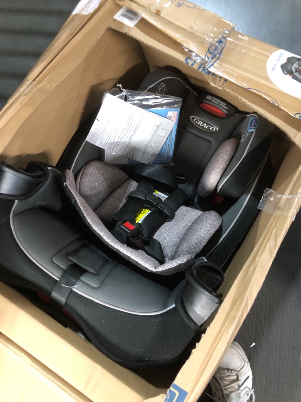 Photo 2 of ***USED - DIRTY - SEE PICTURES***
MANUFACTURE DATE 07/29/2024  Graco Slimfit 3 in 1 Convertible Car Seat Slim and Comfy Design Saves Space in Your Back Seat MANUFACTURE DATE 07/29/2024 