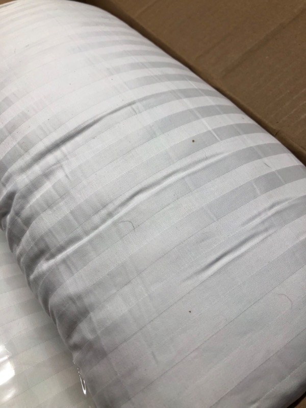 Photo 4 of ***USED - DIRTY - SEE PICTURES***
Beckham Hotel Collection Queen/Standard Size Memory Foam Bed Pillows Set of 2 - Cooling Shredded Foam Pillow for Back