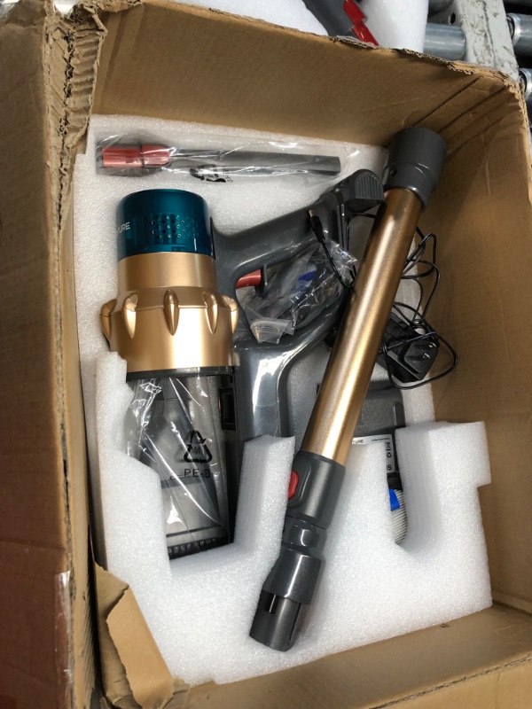 Photo 1 of ** vacuum appears used in fair condition**
Cordless Vacuum Cleaner