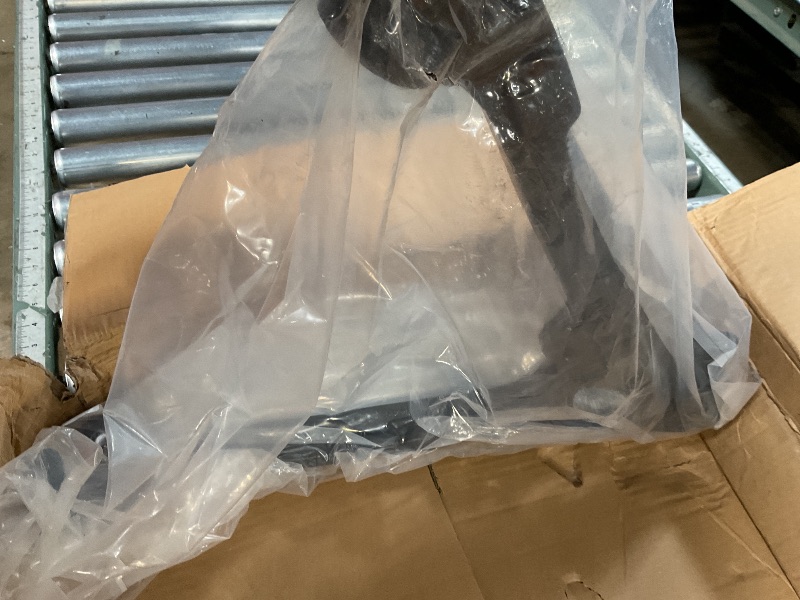 Photo 1 of 1 not 2*** Front Lower Control Arm for 2007-2016 Cadillac Escalade ESV EXT Chevy Avalanche Silverado Suburban Tahoe GMC Sierra Yukon Suspension Kit w/Ball Joints K620888 K620889