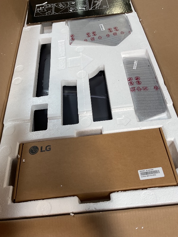 Photo 1 of **FOR PARTS ONLY/DAMAGED DISPLAY (BLINKS)** LG 45GX950A-B 45-inch Ultragear 5K2K WUHD (5120 x 2160) OLED Curved Gaming Monitor, Dual-Mode, 165Hz, 0.03ms, NVIDIA G-Sync, AMD FreeSync Premium Pro, HDR True Black 400, USB Type-C 90W, DP2.1, Black