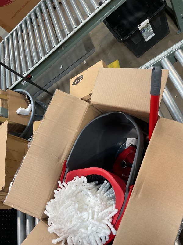 Photo 1 of * DAMAGE TO CONNECTOR PIECE * O-Cedar EasyWring Microfiber Spin Mop, Bucket Floor Cleaning System, Red, Gray, Standard