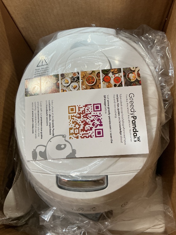 Photo 1 of ***HAS LOOSE HINGE*** Yum Asia Panda Mini Rice Cooker With Ninja Ceramic Bowl and Advanced Fuzzy Logic (3.5 cup, 0.63 litre) 4 Rice Cooking Functions, 4 Multicooker functions, Digital LED display - 120V
