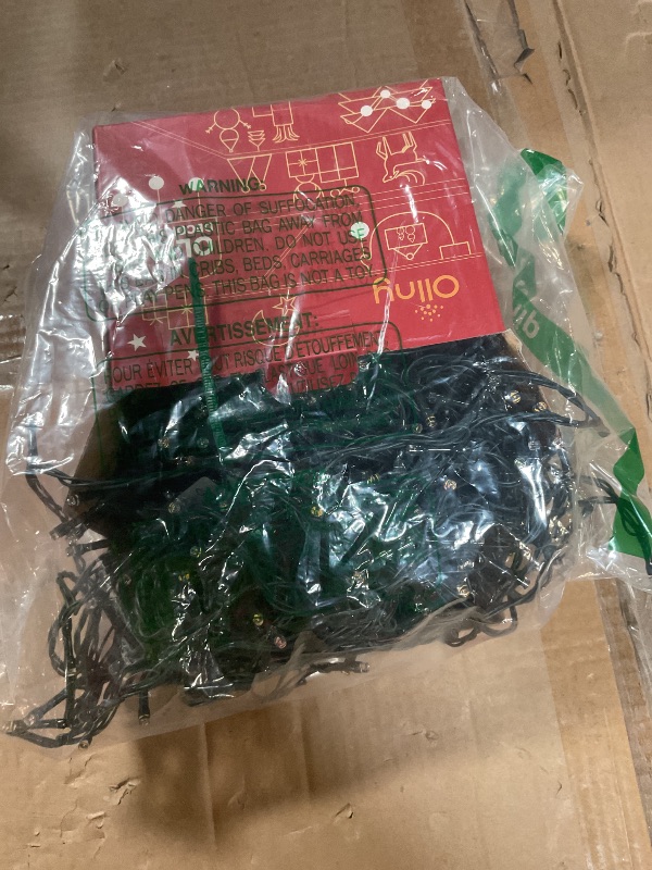 Photo 1 of **NON FUNCTIONAL** Ollny Christmas Lights, 210FT 640LED Color Changing Christmas Tree Lights with 11 Modes Remote Control, Outdoor Christmas Lights for Outside Indoor Patio Weddings Xmas Decorations