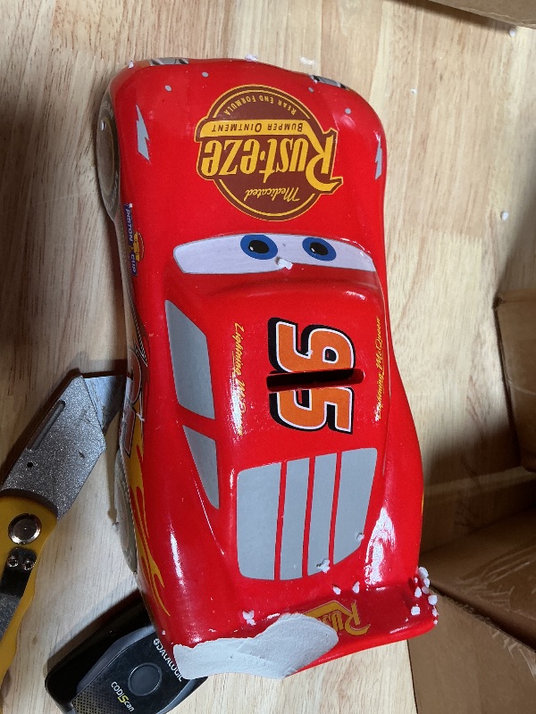 Photo 1 of ((((Corner broken )))))Jay Franco Disney Pixar Cars Lighting McQueen Ceramic Piggy Bank - Kids Room Decor & Racecar Coin Bank - Children's Learning Resource