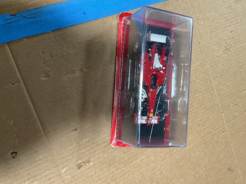 Photo 1 of - Formula 1 Compatible with Ferrari F2004 Michael Schumacher 2004-1/24 Diecast Model Car - GF043