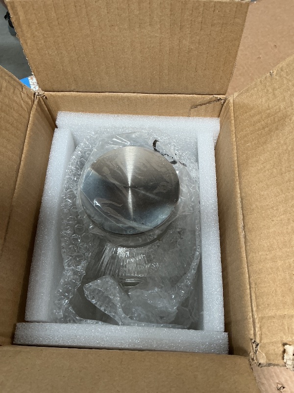 Photo 1 of 1 Gallon thickened Square Glass Pitcher with Lid, Classic Stripes Water Pitchers for Fridge, Borosilicate Glass Carafe for Hot/Cold Brew Drink, Extra Large Jug with Handle for Iced Tea, Coffee, Juice
