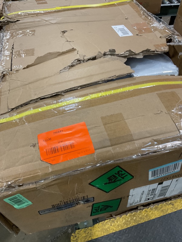 Photo 1 of ***MISSING PIECES*** RV Truck Receiver Hitch Spare Tire Mount