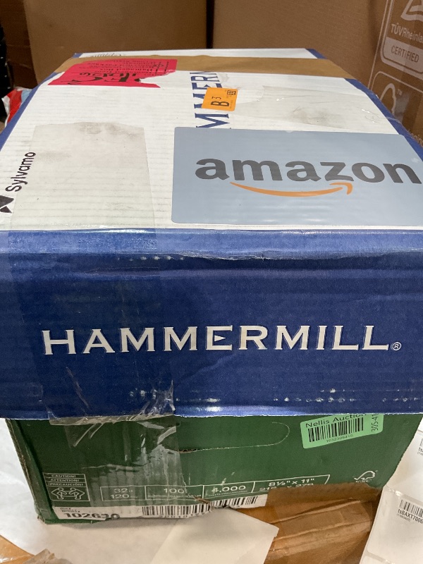 Photo 1 of **MINOR BEND DAMGE**Hammermill 4000 sheets. One box