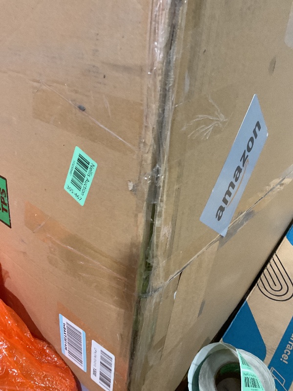 Photo 1 of **SCRAPESSportPet Designs Plastic Kennels Rolling Plastic Wire Door Travel Dog Crate, XXL