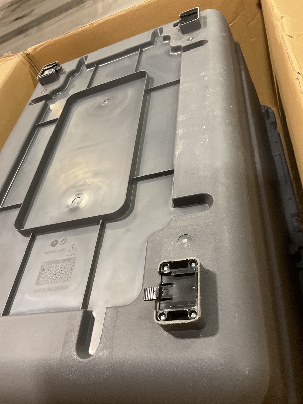 Photo 1 of **SCRAPESSportPet Designs Plastic Kennels Rolling Plastic Wire Door Travel Dog Crate, XXL