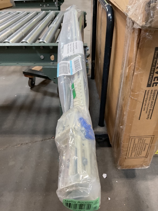 Photo 1 of **BEND DAMAGE**Rod Desyne Heavy Duty Adjustable Traverse Rod, 84 x 156