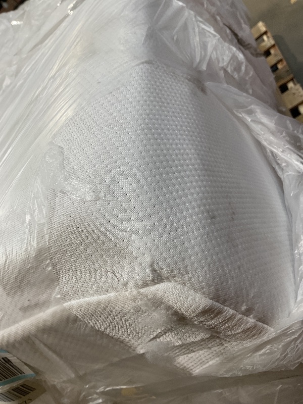 Photo 1 of *DIRT/SCRAPES FROM TRANSPORT *Best Price Mattress 12 Inch Memory Foam Mattress, Medium Firm, Cooling Gel Infused, Certified Safe Foams & Fabric, Mattress in a Box, Twin