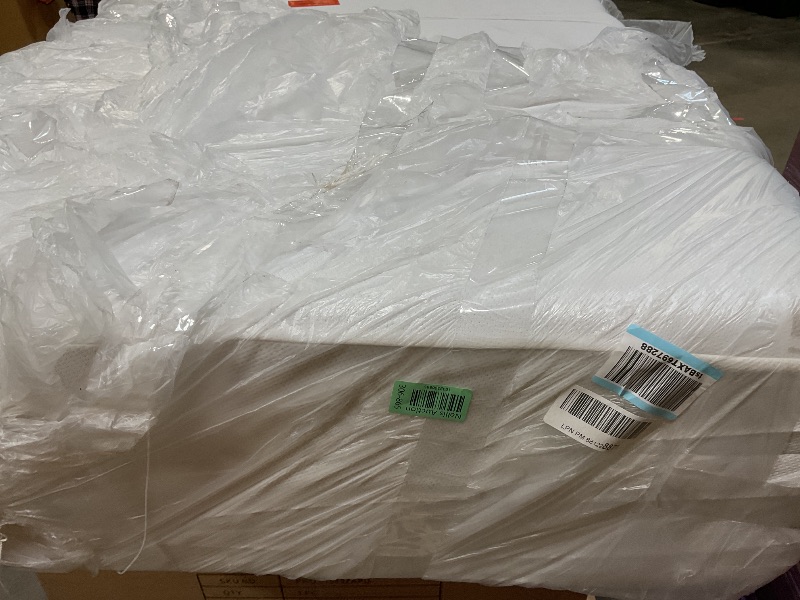 Photo 1 of *DIRT/SCRAPES FROM TRANSPORT *Best Price Mattress 12 Inch Memory Foam Mattress, Medium Firm, Cooling Gel Infused, Certified Safe Foams & Fabric, Mattress in a Box, Twin