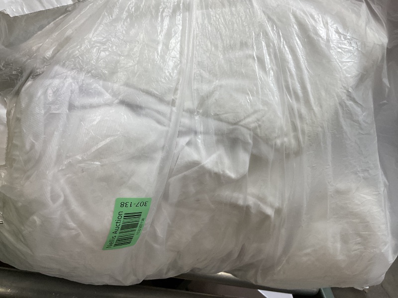 Photo 1 of **DIRT FROM TRANSPORT **EASELAND Queen Size Mattress Pad Pillow Top Mattress Cover Quilted Fitted Mattress Protector Cotton Top Stretches up 8-21" Deep Pocket Cooling Mattress Topper (60x80 inch, White)