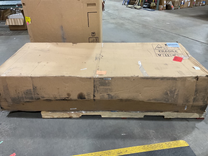 Photo 1 of ***USED, MINOR SCUFFS, MISSING KEY, UNABLE TO OPEN***Thule Force 3 - Size XL - 18 cu ft - Aerodynamic roof Mounted Box - Dual-Sided Opening with Locks - Tool-Free Install - Weatherproof Design - for SUVs, Trucks, Cars, EVs and More