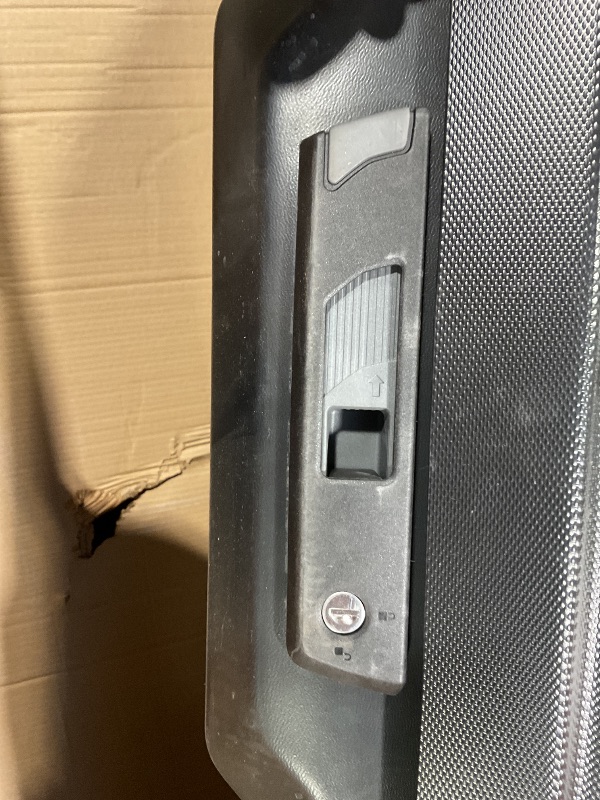 Photo 1 of ***USED, MINOR SCUFFS, MISSING KEY, UNABLE TO OPEN***Thule Force 3 - Size XL - 18 cu ft - Aerodynamic roof Mounted Box - Dual-Sided Opening with Locks - Tool-Free Install - Weatherproof Design - for SUVs, Trucks, Cars, EVs and More