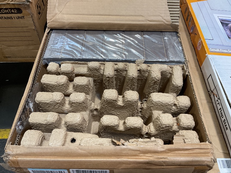 Photo 3 of ZINUS Suzanne Bamboo and Metal Platform Bed Frame, 7-Inch Low Profile, Solid Steel Construction, No Box Spring Needed, Wood Slat Support, Easy Assembly, Grey Wash, Queen