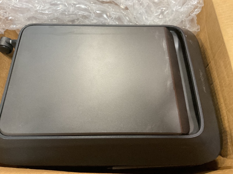 Photo 1 of ***MINOR SCRATCHES, USED***Fellowes LX210 P-4 Micro-Cut Paper Shredder, Jam-Proof Heavy-Duty Paper Shredder for Office, 16 Sheet Capacity, Black