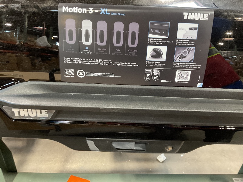Photo 1 of ***MINOR DAMAGE, SCRATCHES***Thule Motion 3 Rooftop Box, Black