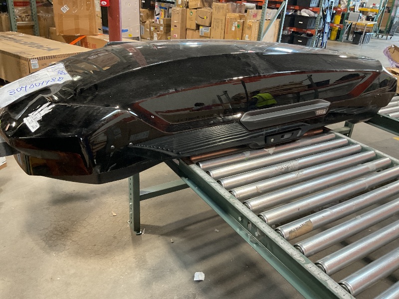 Photo 1 of ***MINOR DAMAGE, SCRATCHES***Thule Motion 3 Rooftop Box, Black