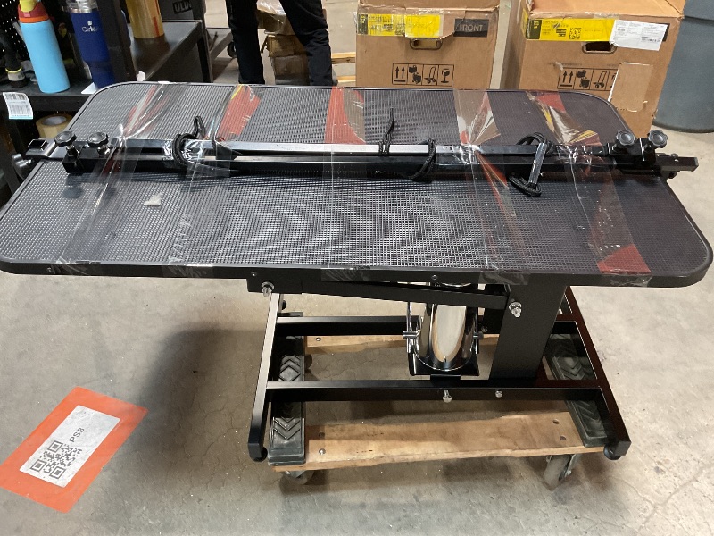 Photo 1 of ***USED, MINOR DAMAGE***VEVOR 43" Hydraulic Pet Grooming Table, Heavy Duty Dog Grooming Arm for Medium/ Small Dogs, Height Adjustable Dog Grooming Station, Anti Slip Tabletop /Dog Grooming Station, Max Bearing 400LBS