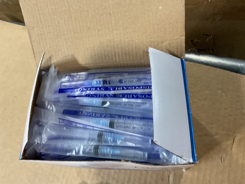 Photo 1 of 100 Pack Disposable 3ml/cc Lab Syringes with 23Ga 1 Inch Needle Luer Lock, Individually Sealed Packed