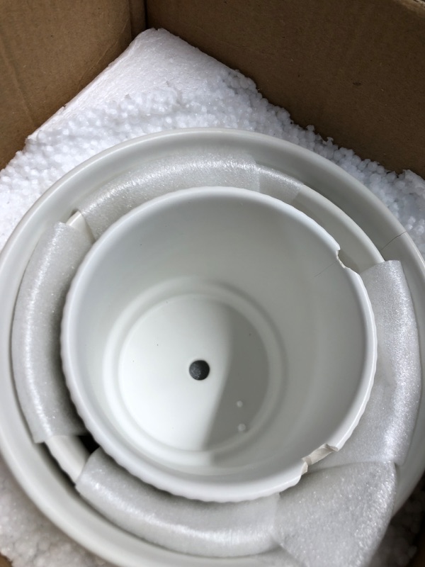Photo 1 of (SEE NOTES) LaDoVita 3 Pack Ceramic Plant Pots 6/5/4 inch