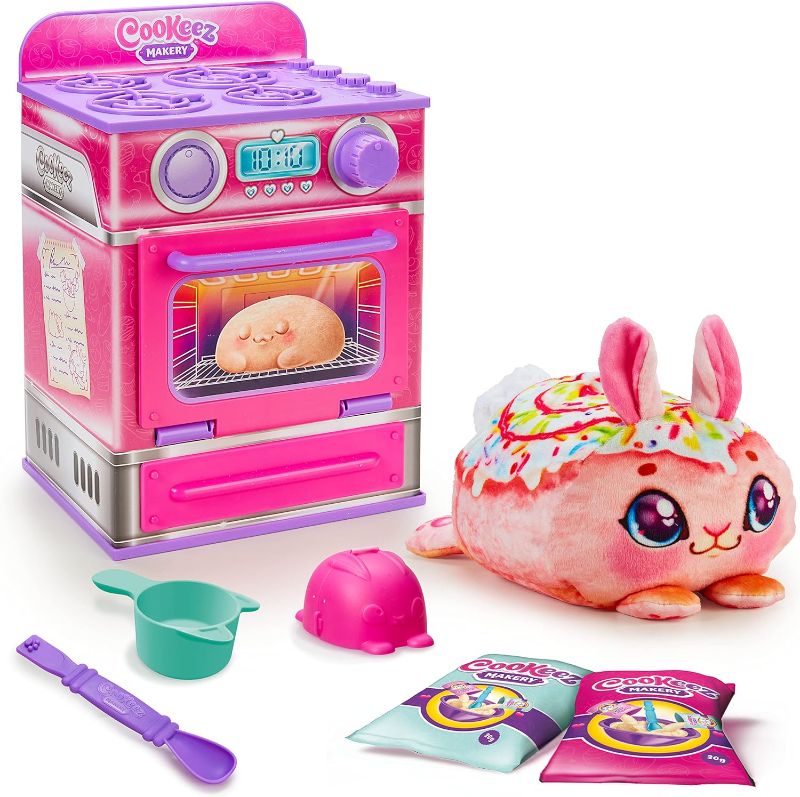 Photo 1 of 
Cookeez Makery Cinnamon Treatz Oven. Mix & Make a Plush Best Friend! Place Your Dough in The Oven and Be Amazed When A Warm,