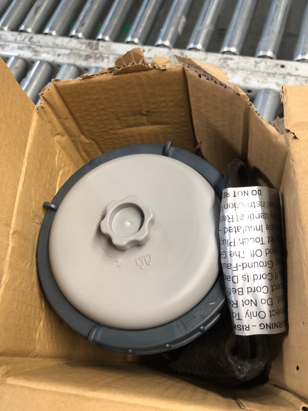 Photo 4 of ***HEAVILY USED - LIKELY MISSING PARTS - UNABLE TO VERIFY FUNCTIONALITY***
Bestway Steel Pro MAX 14' x 33" Round Above Ground Pool Set | Includes 530gal Filter Pump