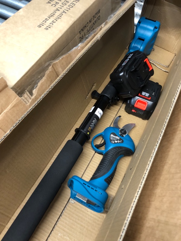 Photo 4 of ***USED - LIKELY MISSING PARTS - UNABLE TO TEST***
Seesii 2-in-1 Cordless Electric Pruning Shears with Pole, 15Ft Reach, 1.2" Cutting Diameter, 21V 2x 4000mAh Batteries, Battery Powered Tree Pruner with Brushless Motor for Efficient Branch Trimming