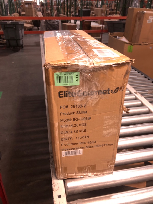 Photo 2 of ***NONREFUNDABLE - MAJOR DAMAGE - SEE COMMENTS***
Elite Gourmet EG-6203# Extra Deep 16"x13"x3.2" (10.5Qt.) Scratch Resistant, Easy Pour Spout Dishwasher Safe, Non-stick Electric Skillet with Glass Vented Lid, Adjustable Temperature, Black