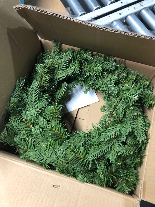 Photo 1 of (LIGHTS NOT INCLUDED) Temfmy Pre- Artificial Christmas Wreaths,Christmas Wreaths for Front Door with 60 LED Lights and Timer,Battery Powered Wreath Christmas Decor - Wreaths Green 24 Inch