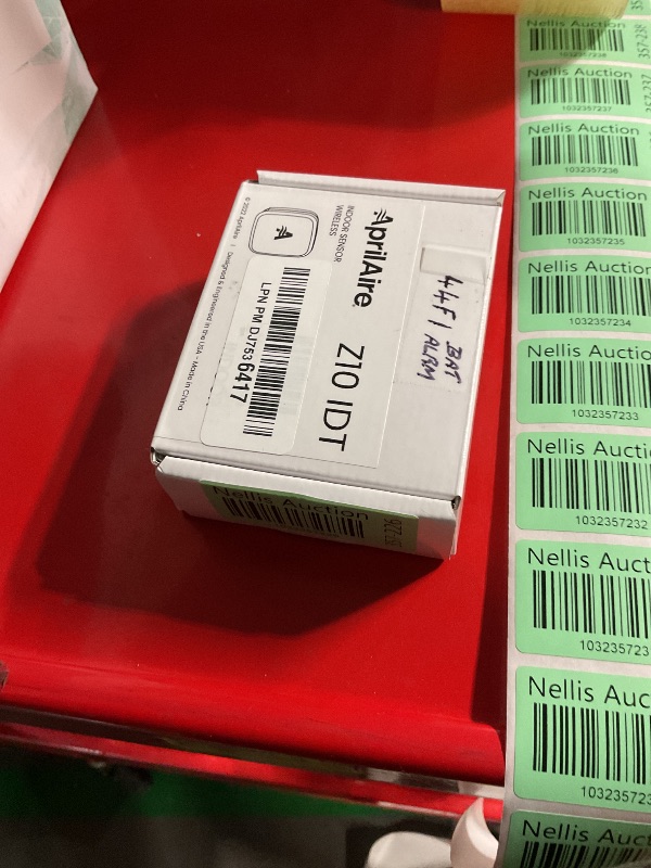 Photo 1 of AprilAire Z10IDT Wireless Indoor Temperature and Humidity Sensor, Compatible with S86WMUPR Wi-Fi Programmable Thermostat, Gray (Pack of 1)