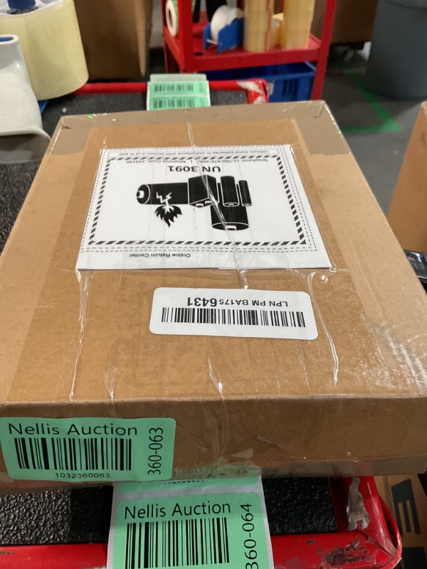 Photo 1 of Key Finder Tracker Luggage Bluetooth Tracker Smart Tag Works with Apple Find My, Smart Key Finder Locator for Bags,Wallet Tracker,Item Finder Tag Locate or Tracking for Keys(iOS only)