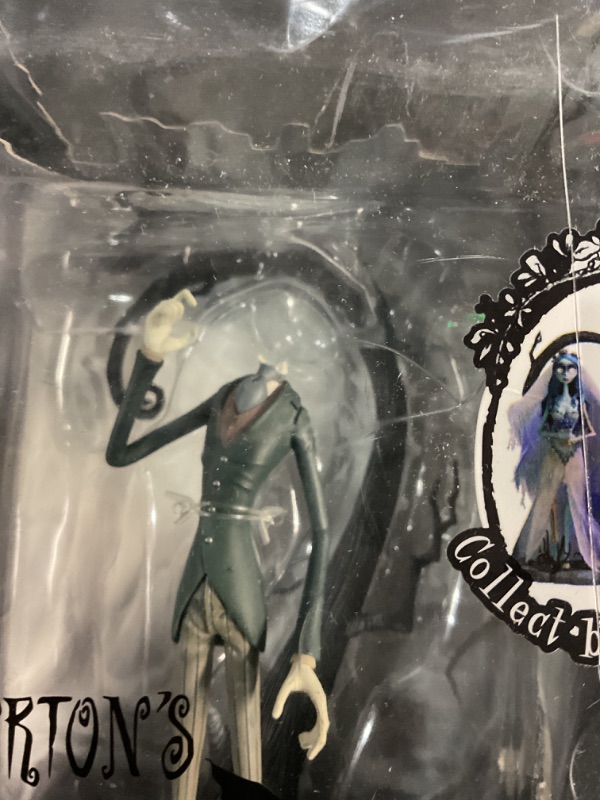 Photo 1 of ABYSTYLE Studio Corpse Bride Victor 8.2" Tall SFC Collectible PVC Figure Statue Movies Wedding Couples Figurine Home Room Office Décor Gift The head is missing