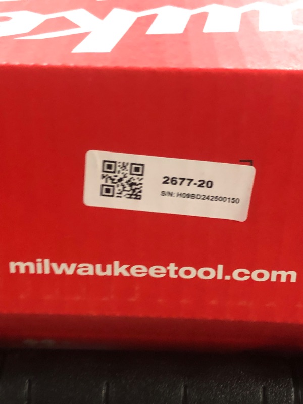 Photo 4 of ***FACTORY SEALED*** Milwaukee 2677-21 M18 FORCE LOGIC 6T Knockout Tool 1/2" - 2" Kit