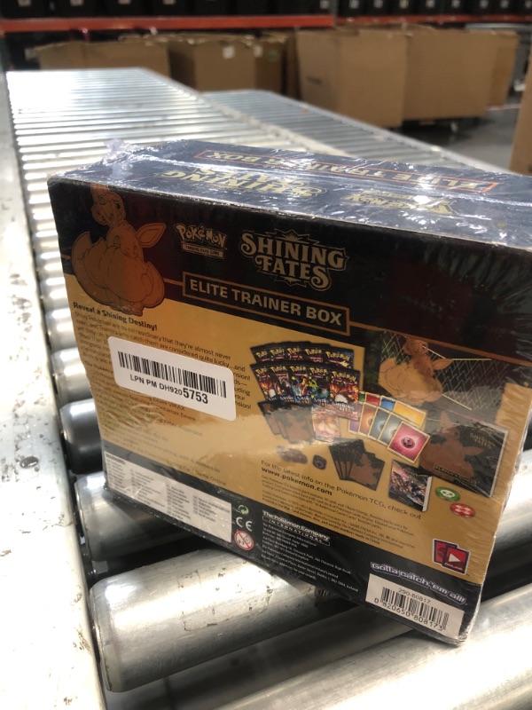 Photo 3 of ***FACTORY SEALED*** Pokemon TCG: Shining Fates Elite Trainer Box