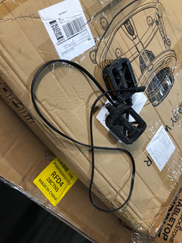 Photo 1 of ***MAJOR DAMAGE - NO PACKAGING - INCOMPLETE - UNABLE TO TEST - SEE PICTURES***
Jetson Bolt Folding Electric Ride-On Bike, Easy-Folding, Built-in Carrying Handle, Twist Throttle, Up to 15.5 MPH, Ages 13+
