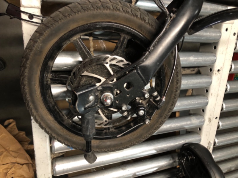 Photo 1 of ***MAJOR DAMAGE - NO PACKAGING - INCOMPLETE - UNABLE TO TEST - SEE PICTURES***
Jetson Bolt Folding Electric Ride-On Bike, Easy-Folding, Built-in Carrying Handle, Twist Throttle, Up to 15.5 MPH, Ages 13+
