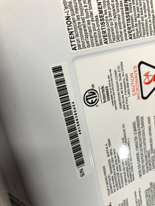 Photo 7 of ***NONREFUNDABLE - DAMAGED - SEE COMMENTS***
Emerson MW9005SS Compact Countertop Microwave Oven with Button Control, LED Display, 900W 5 Power Levels, 6 Auto Menus, Glass Turntable and Child Safe Lock, 0.9 Cu. Ft, Stainless Steel