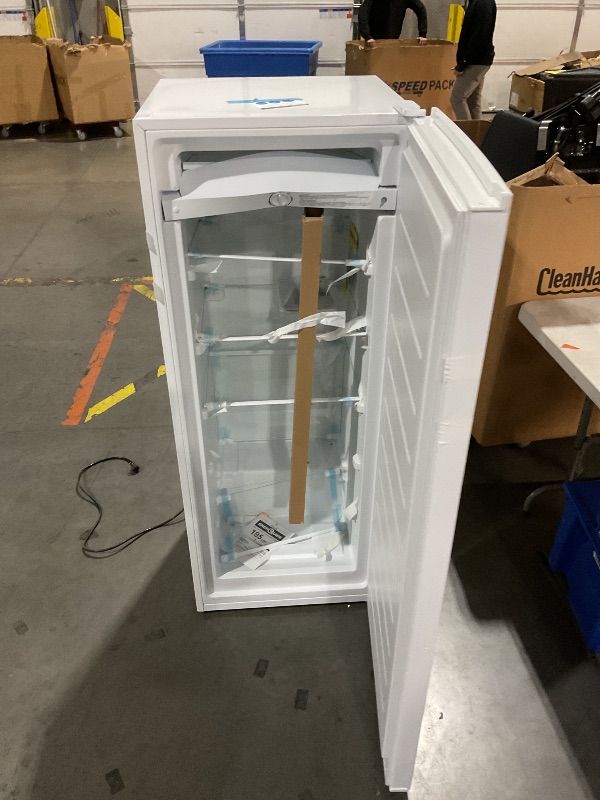 Photo 5 of ***USED - DAMAGED - NO PACKAGING - UNTESTED - SEE PICTURES ***
Kenmore Fully Convertible Upright Freezer/Refrigerator 7 Cu Ft Mini Freezer/Fridge Stand Up Freezer Space-Saving Deep Freezer Low Frost Manual Defrost Quick Freeze Garage Ready